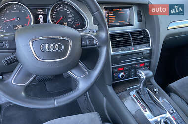 Внедорожник / Кроссовер Audi Q7 2014 в 