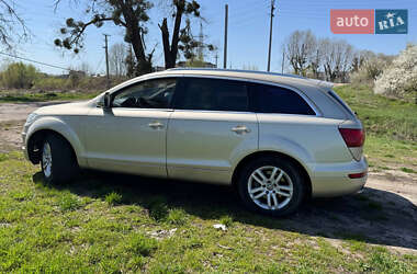 Внедорожник / Кроссовер Audi Q7 2007 в 