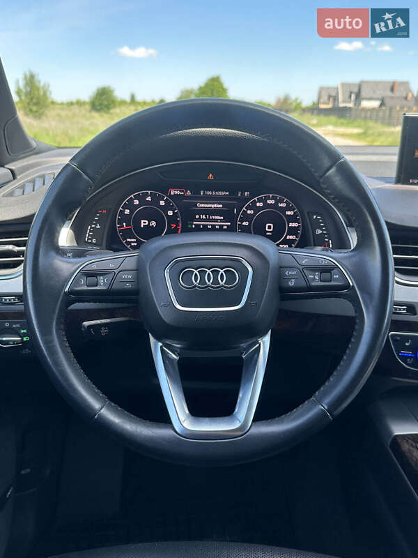 Позашляховик / Кросовер Audi Q7 2019 в Білогородці