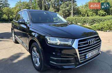 Внедорожник / Кроссовер Audi Q7 2019 в Киеве