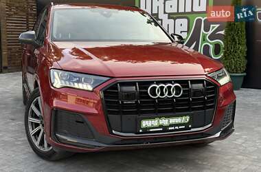 Внедорожник / Кроссовер Audi Q7 2020 в 