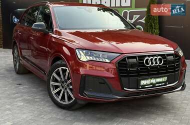 Внедорожник / Кроссовер Audi Q7 2020 в 