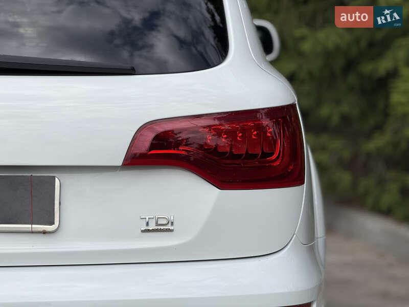 Позашляховик / Кросовер Audi Q7 2013 в Тернополі