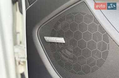 Внедорожник / Кроссовер Audi Q7 2013 в 