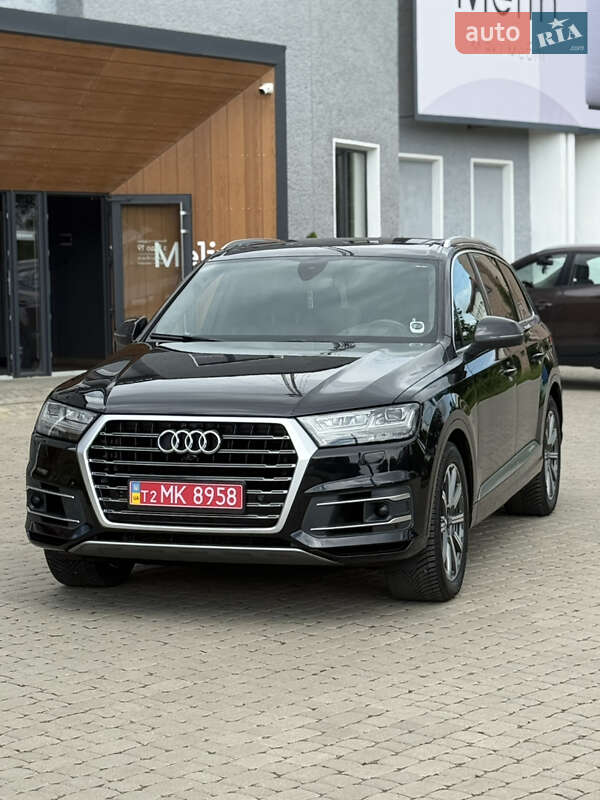 Внедорожник / Кроссовер Audi Q7 2017 в Коломые