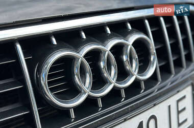 Позашляховик / Кросовер Audi Q7 2009 в 