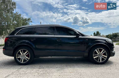 Позашляховик / Кросовер Audi Q7 2009 в 