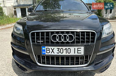 Позашляховик / Кросовер Audi Q7 2009 в 