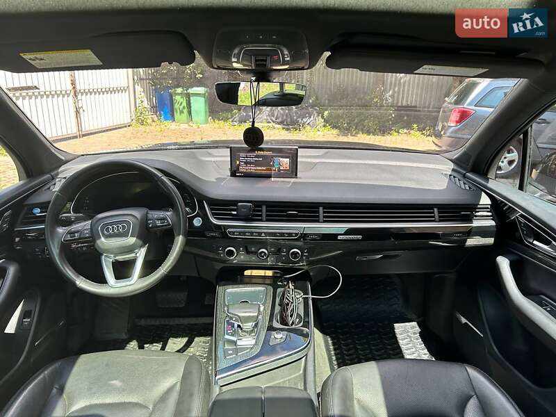 Внедорожник / Кроссовер Audi Q7 2017 в Киеве