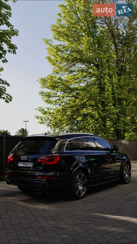 Позашляховик / Кросовер Audi Q7 2010 в Івано-Франківську