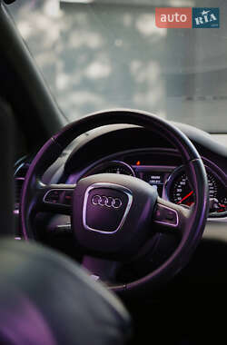 Внедорожник / Кроссовер Audi Q7 2010 в 