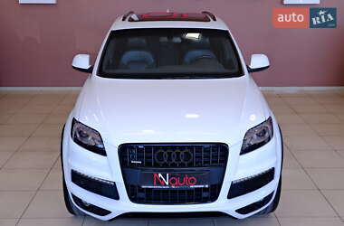 Внедорожник / Кроссовер Audi Q7 2014 в 