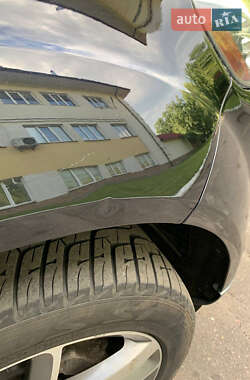 Позашляховик / Кросовер Audi Q7 2012 в 