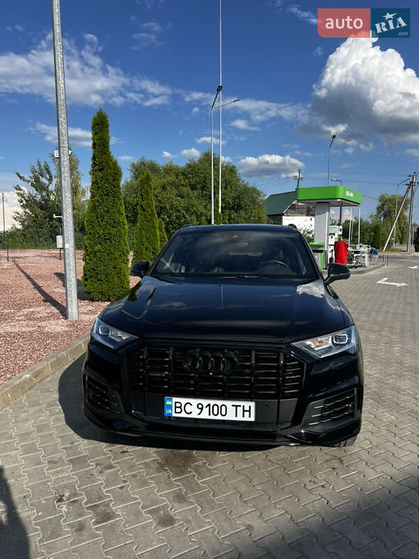 Позашляховик / Кросовер Audi Q7 2020 в Львові