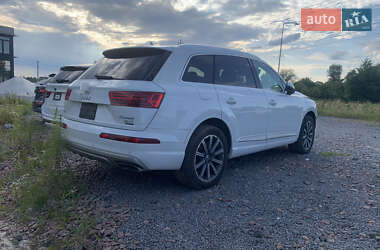 Позашляховик / Кросовер Audi Q7 2016 в 
