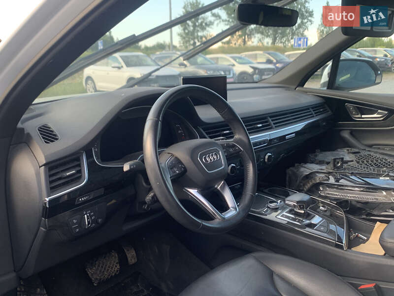 Внедорожник / Кроссовер Audi Q7 2016 в Львове