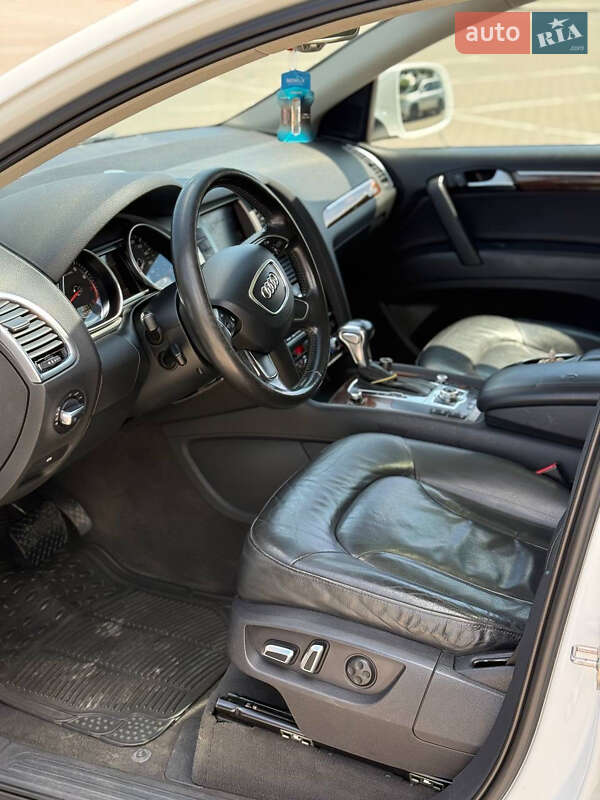 Позашляховик / Кросовер Audi Q7 2011 в Коломиї