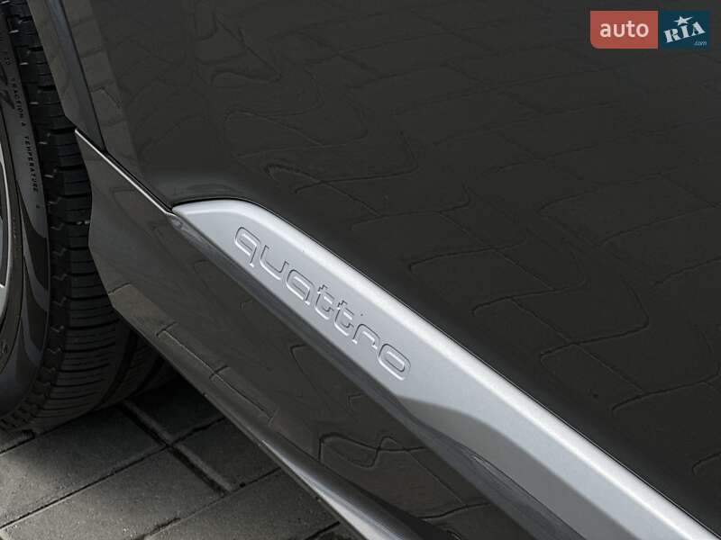 Позашляховик / Кросовер Audi Q7 2020 в Мукачевому