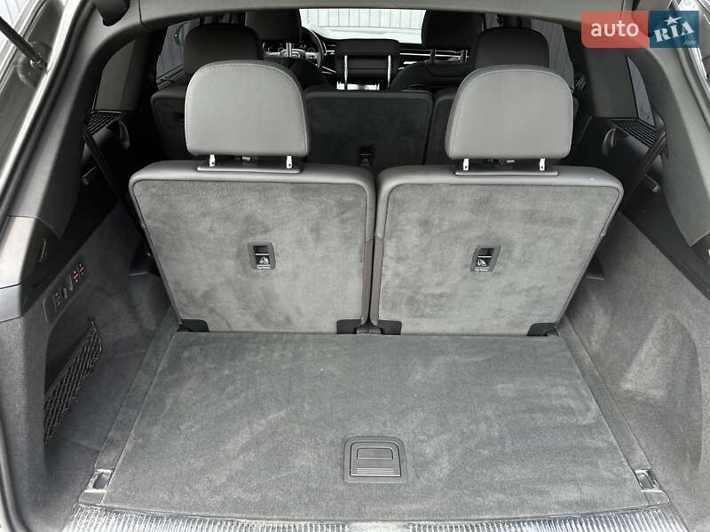 Позашляховик / Кросовер Audi Q7 2020 в Мукачевому