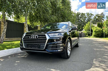 Внедорожник / Кроссовер Audi Q7 2018 в Киеве