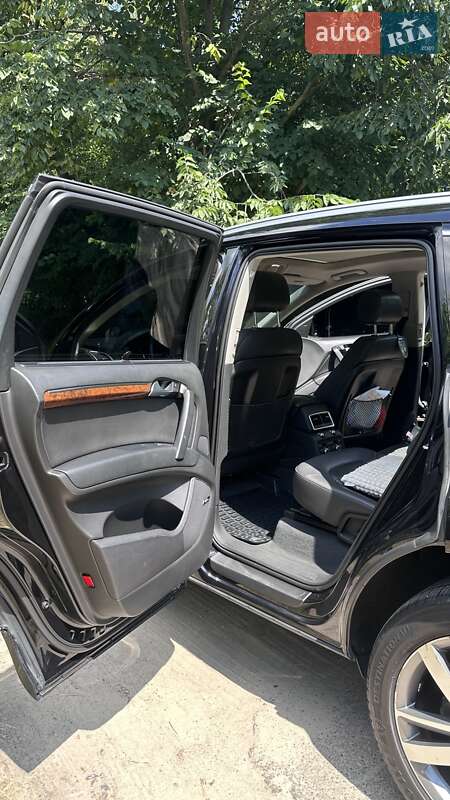 Позашляховик / Кросовер Audi Q7 2014 в Києві