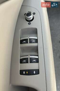 Позашляховик / Кросовер Audi Q7 2013 в 