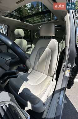 Позашляховик / Кросовер Audi Q7 2013 в 