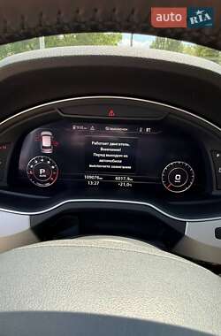Внедорожник / Кроссовер Audi Q7 2017 в 
