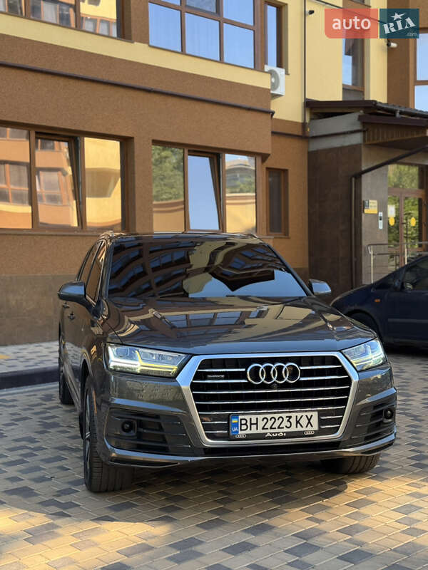 Позашляховик / Кросовер Audi Q7 2017 в Ізмаїлі