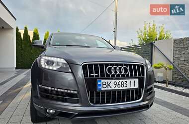 Внедорожник / Кроссовер Audi Q7 2013 в Ровно
