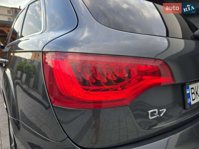 Позашляховик / Кросовер Audi Q7 2013 в Рівному фото 65 Позашляховик / Кросовер Audi Q7 2013 в Рівному