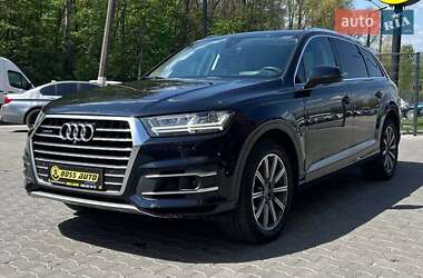 Позашляховик / Кросовер Audi Q7 2017 в 