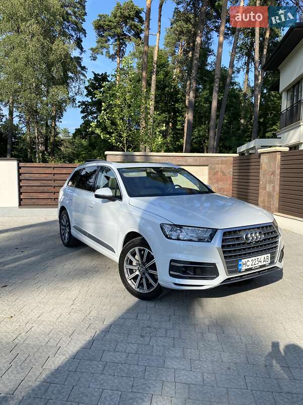 Позашляховик / Кросовер Audi Q7 2018 в Львові