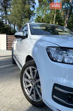 Внедорожник / Кроссовер Audi Q7 2018 в 