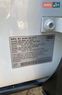 Внедорожник / Кроссовер Audi Q7 2018 в 