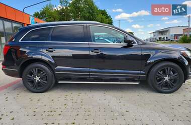 Позашляховик / Кросовер Audi Q7 2010 в 