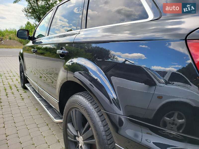 Позашляховик / Кросовер Audi Q7 2010 в Снятині