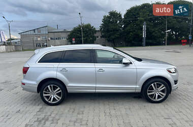 Позашляховик / Кросовер Audi Q7 2015 в 