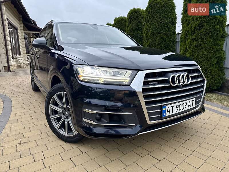 Позашляховик / Кросовер Audi Q7 2017 в Івано-Франківську