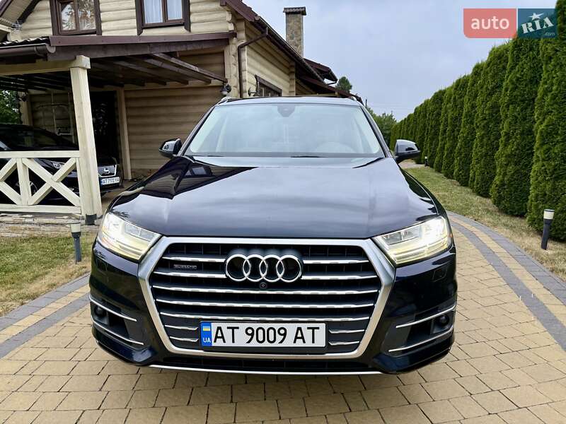 Позашляховик / Кросовер Audi Q7 2017 в Івано-Франківську