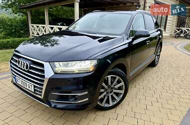 Внедорожник / Кроссовер Audi Q7 2017 в 