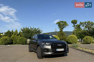 Внедорожник / Кроссовер Audi Q7 2021 в Виноградове