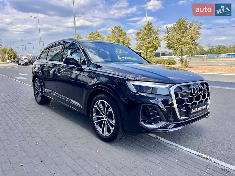 Позашляховик / Кросовер Audi Q7 2025 в Києві