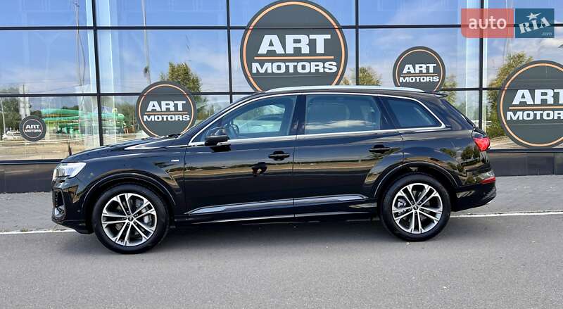 Позашляховик / Кросовер Audi Q7 2025 в Києві