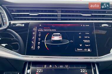 Позашляховик / Кросовер Audi Q7 2025 в 