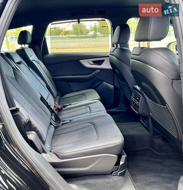 Позашляховик / Кросовер Audi Q7 2025 в Києві