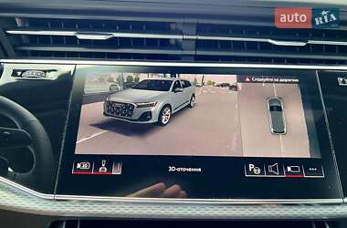 Позашляховик / Кросовер Audi Q7 2025 в 
