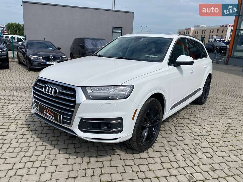 Позашляховик / Кросовер Audi Q7 2016 в Львові