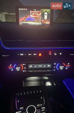 Позашляховик / Кросовер Audi Q7 2017 в 