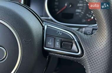 Позашляховик / Кросовер Audi Q7 2013 в 